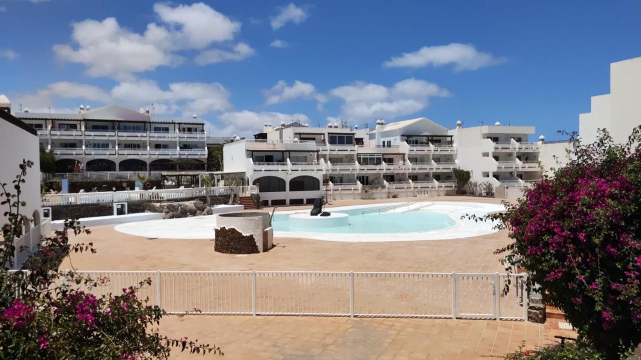 Pistachio Apartment 323 - Lanzarote Apartment Costa Teguise Luaran gambar