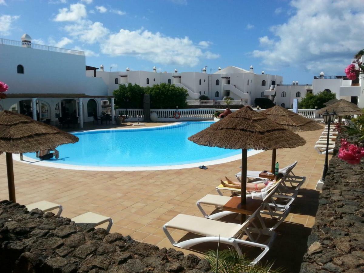 Pistachio Apartment 323 - Lanzarote Apartment Costa Teguise Luaran gambar