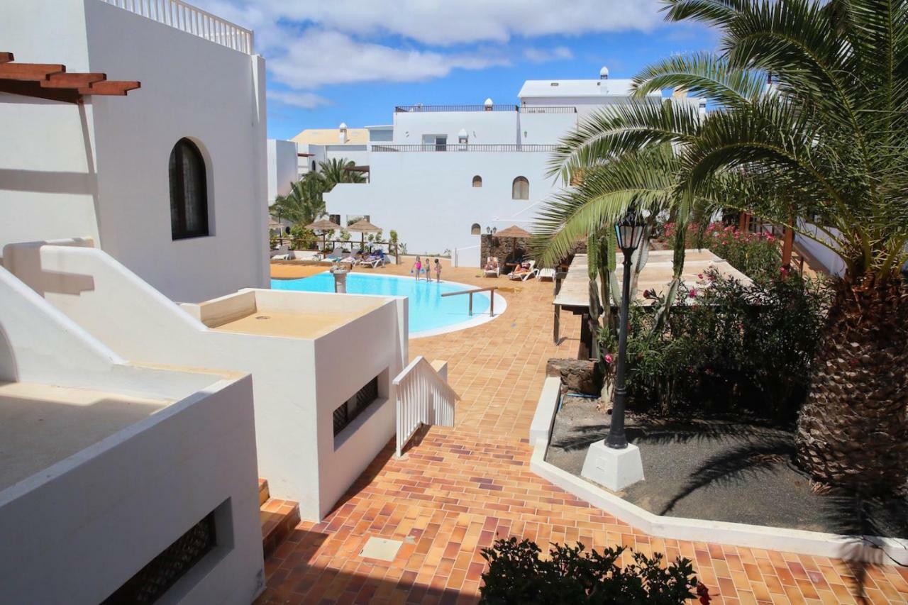 Pistachio Apartment 323 - Lanzarote Apartment Costa Teguise Luaran gambar